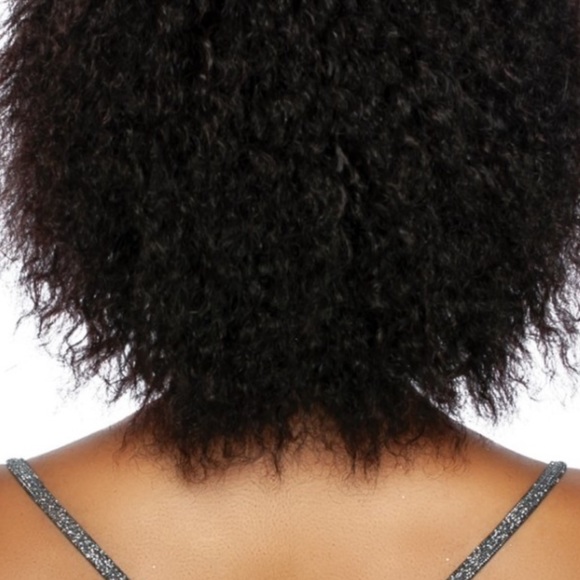 Human hair natural wig you can dye hair. Is a brand new wig color is natural - Picture 3 of 3